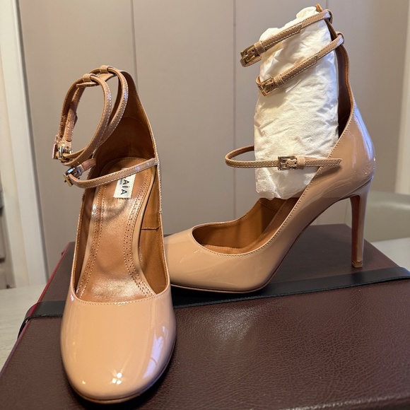 ALAIA(new) brand Tan - no other colour is like this, it's pinky warm & gorgeous! - Picture 1 of 14